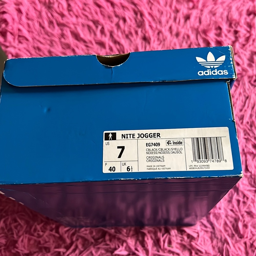 Adidas 7M